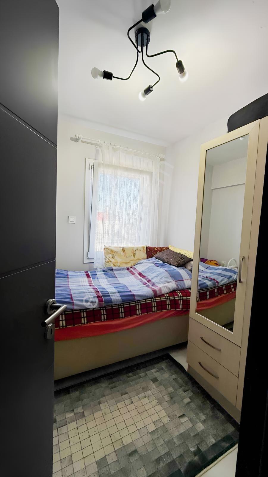 Sığacıkta Deniz Manzaralı Tripleks Bahçeli Villa - Görsel 27