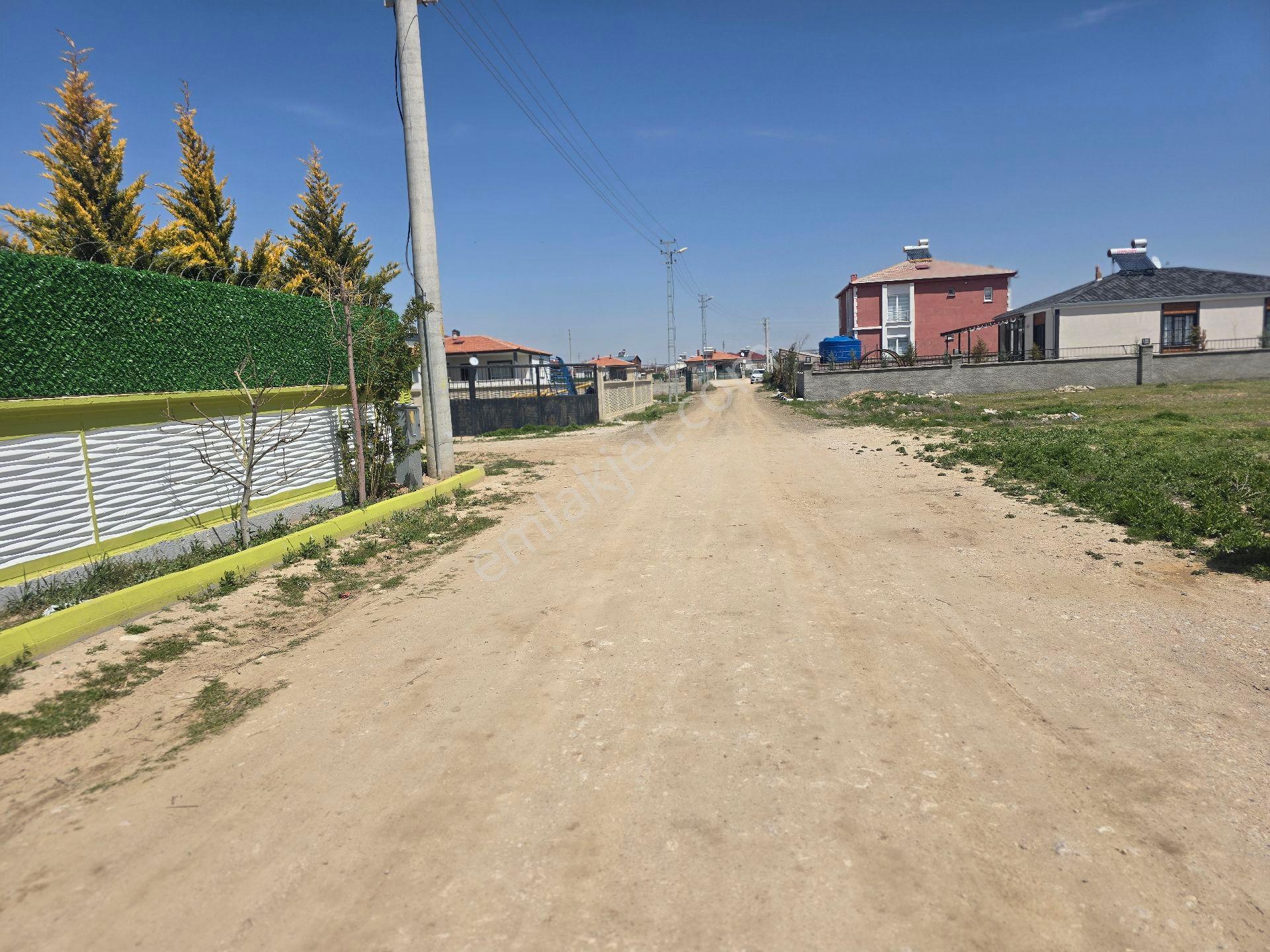 Niğde Bor Kemerhisar/çayır Da Satılık Villa Arsası - Görsel 5