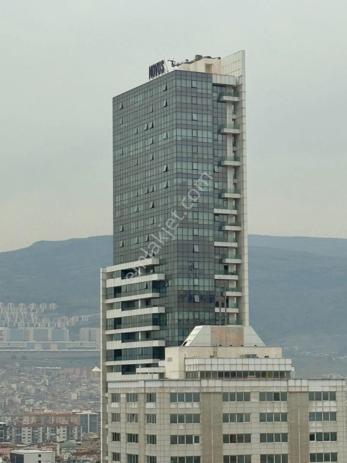 Novus Towers'da Kiralık 19.kat 140m² Balkonlu Deniz Cephe Ofis - Görsel 5