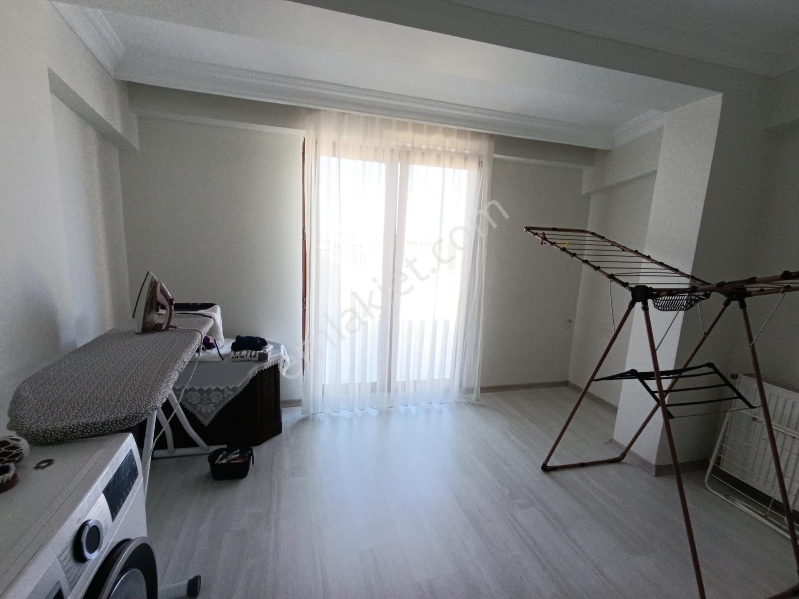 Yalova Merkez Vatan Caddesi Cepheli , Teraslı 200 M Dubleks - Görsel 27