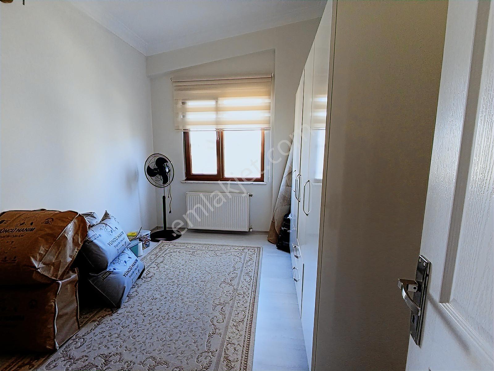Yalova Merkez Vatan Caddesi Cepheli , Teraslı 200 M Dubleks - Görsel 33
