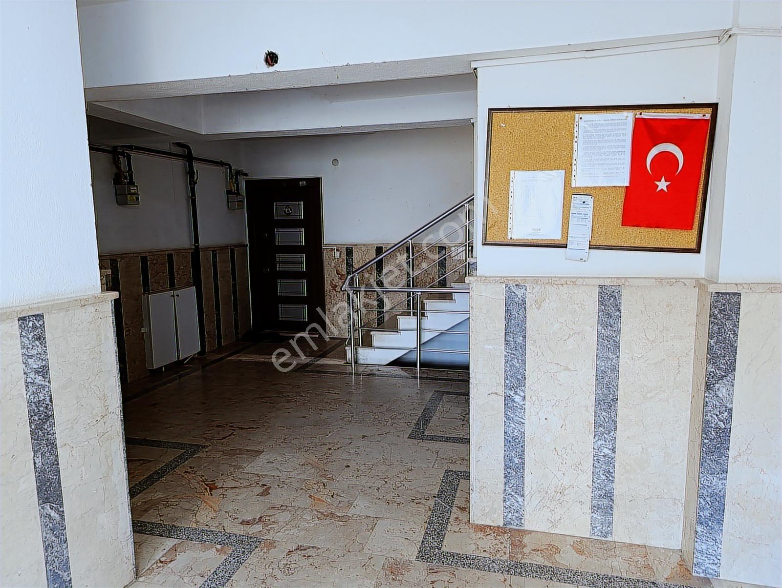 Yalova Merkez Vatan Caddesi Cepheli , Teraslı 200 M Dubleks - Görsel 19
