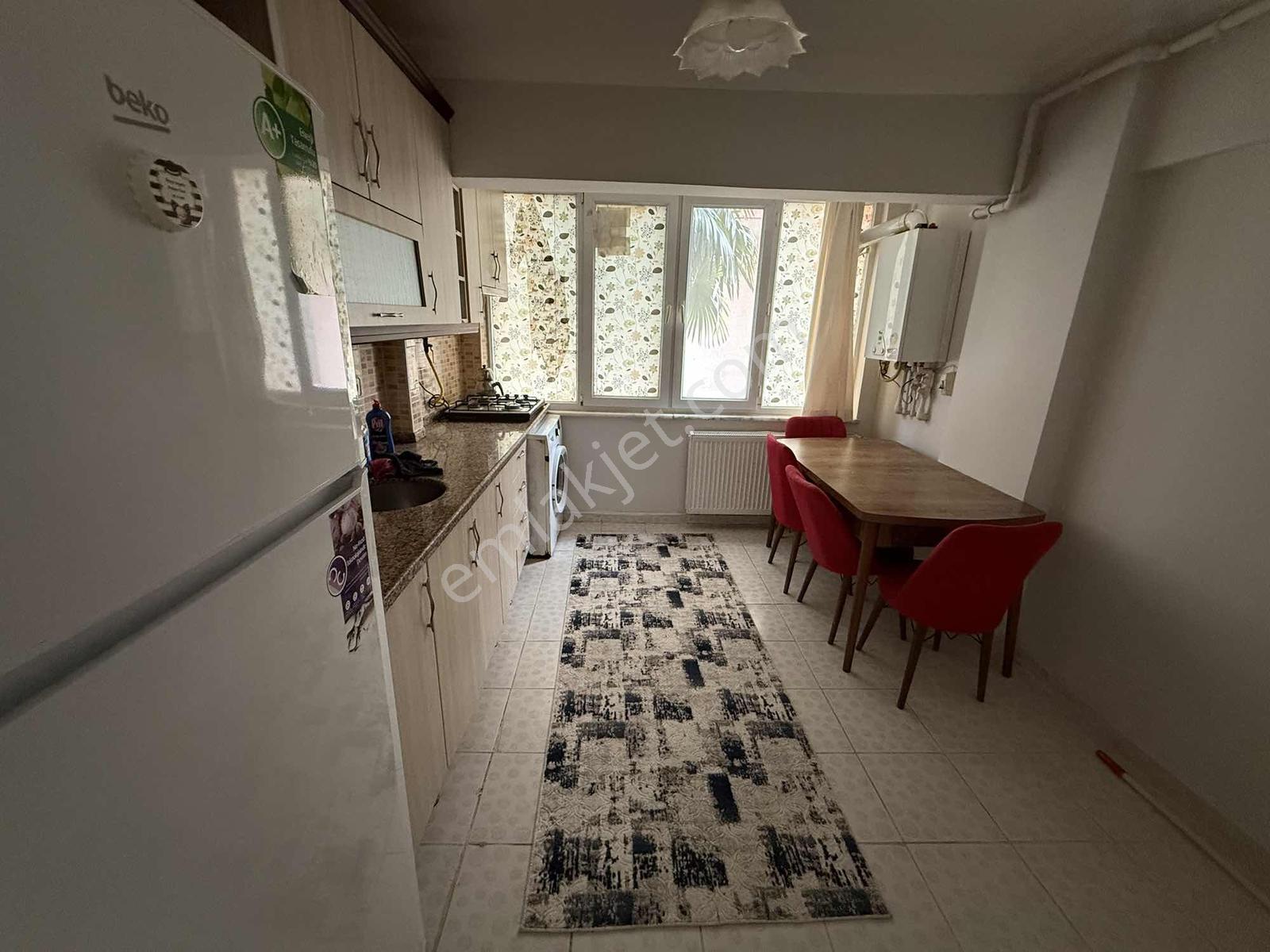 Turyap Eren'den Kiralık Bahçelievlerde Eşyalı Klimalı Daire - Görsel 3