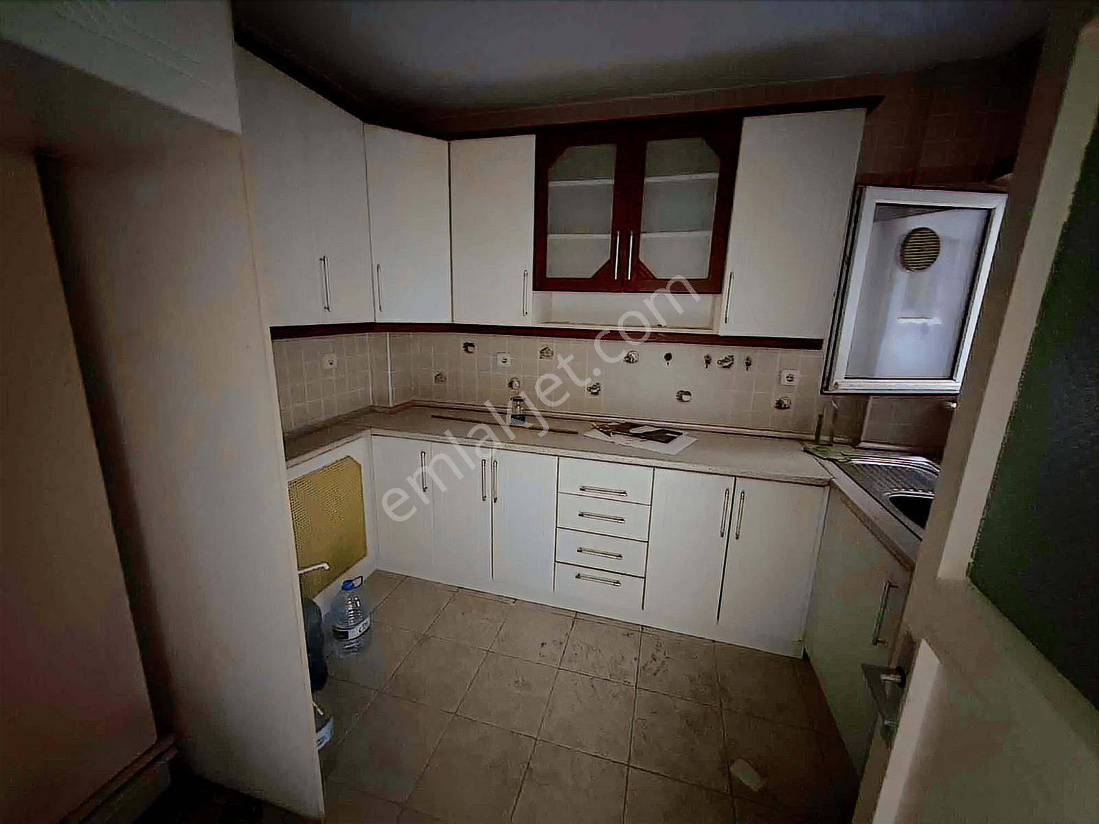 Turyap Eren'den Kiralık Bahçelievler'de Arakat Daire - Görsel 8