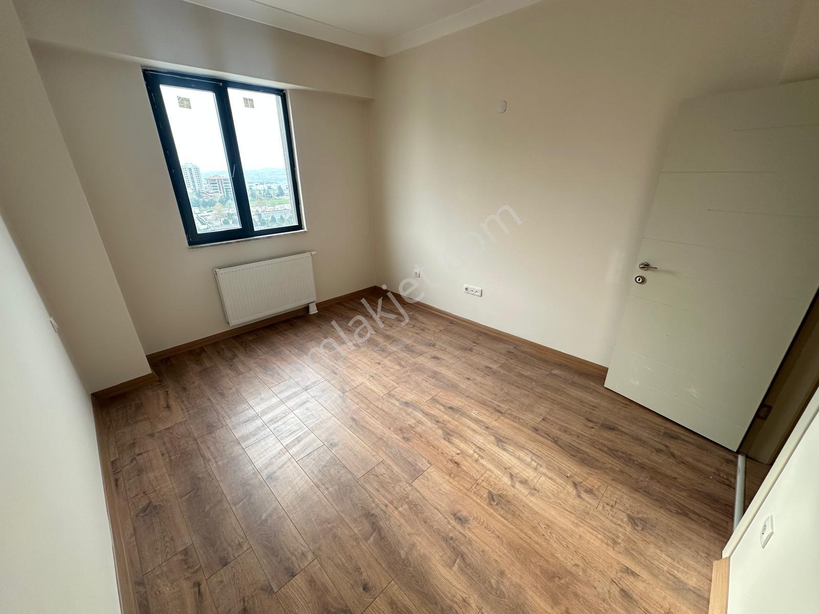 Ulus Rezidans Kiralık Sıfır 1+1 Ara Kat Güney Cephe Daire - Görsel 19