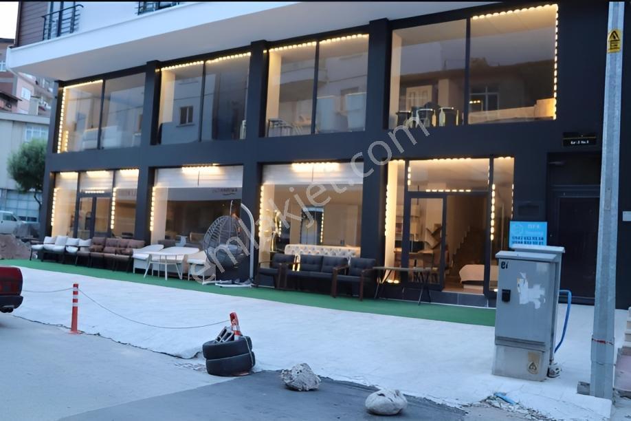 Aksaray Çarşı Merkezinde 300 M² Dükkan - Görsel 2