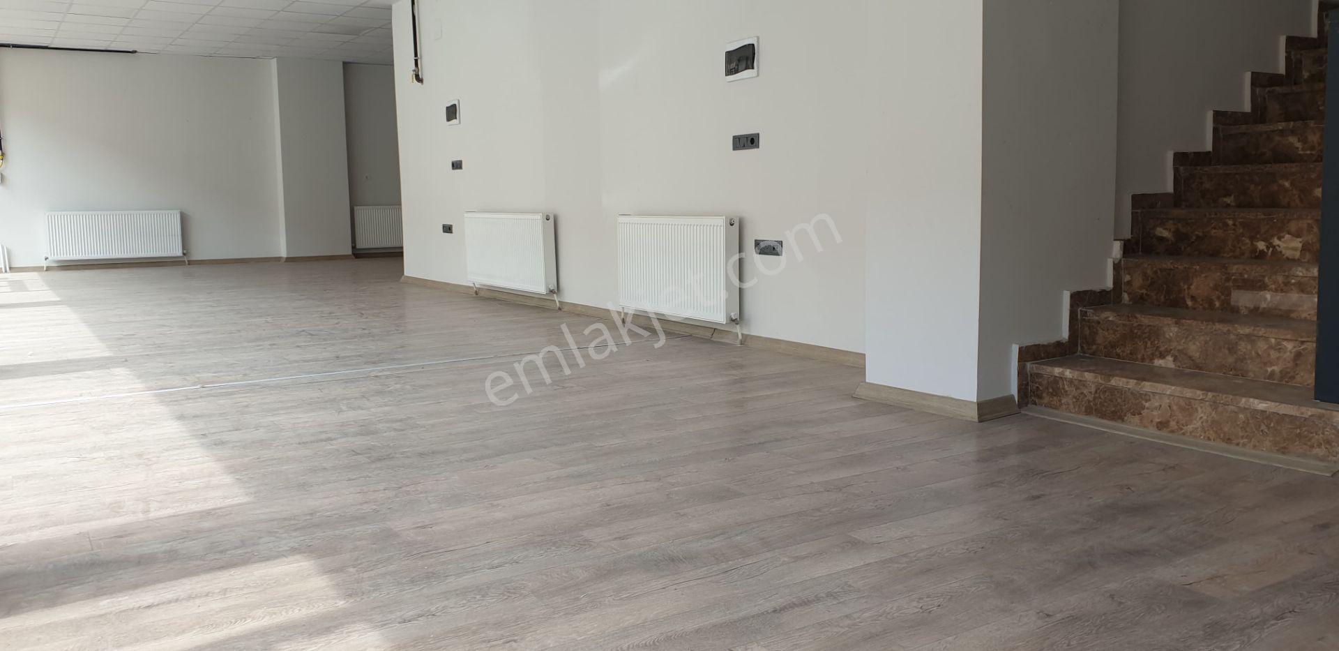 Aksaray Çarşı Merkezinde 300 M² Dükkan - Görsel 5