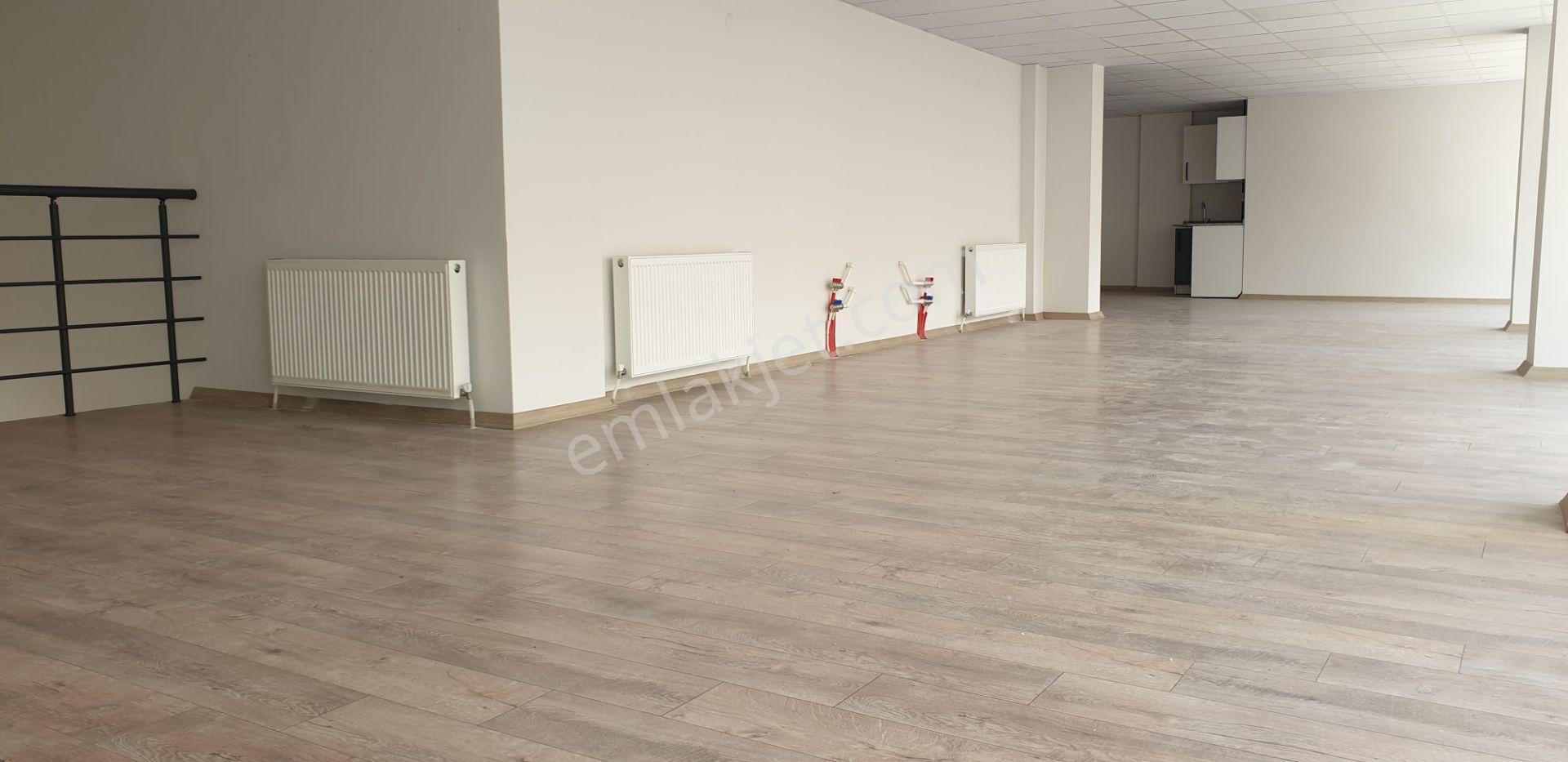 Aksaray Çarşı Merkezinde 300 M² Dükkan - Görsel 3