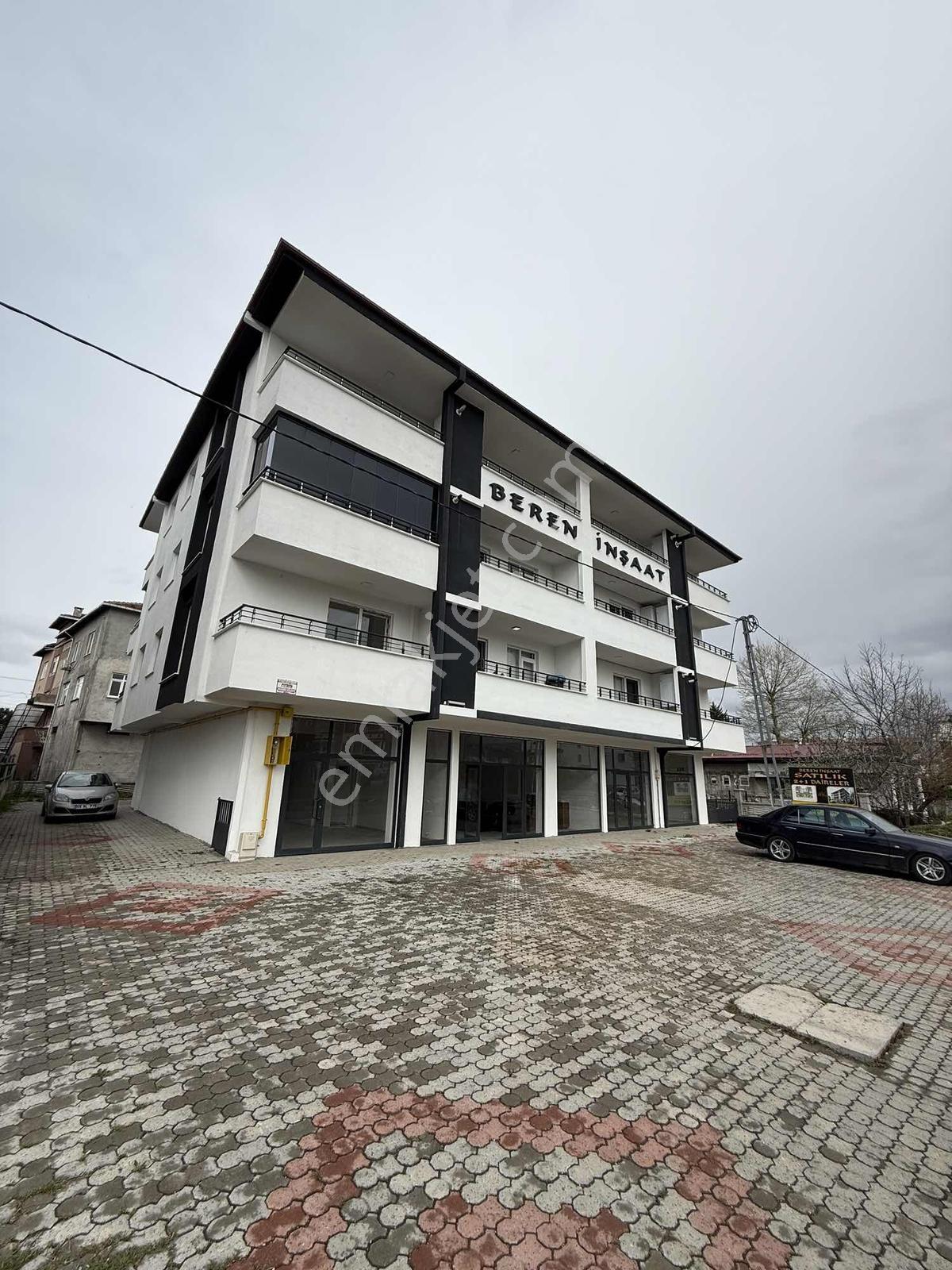 Sungurluda Satılık İş Yeri Yola Cepheli
