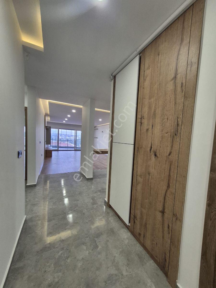 Elit Sıte İçerisinde 3+1 165 M2 Deniz Manzaralı Satlık Daire - Görsel 15