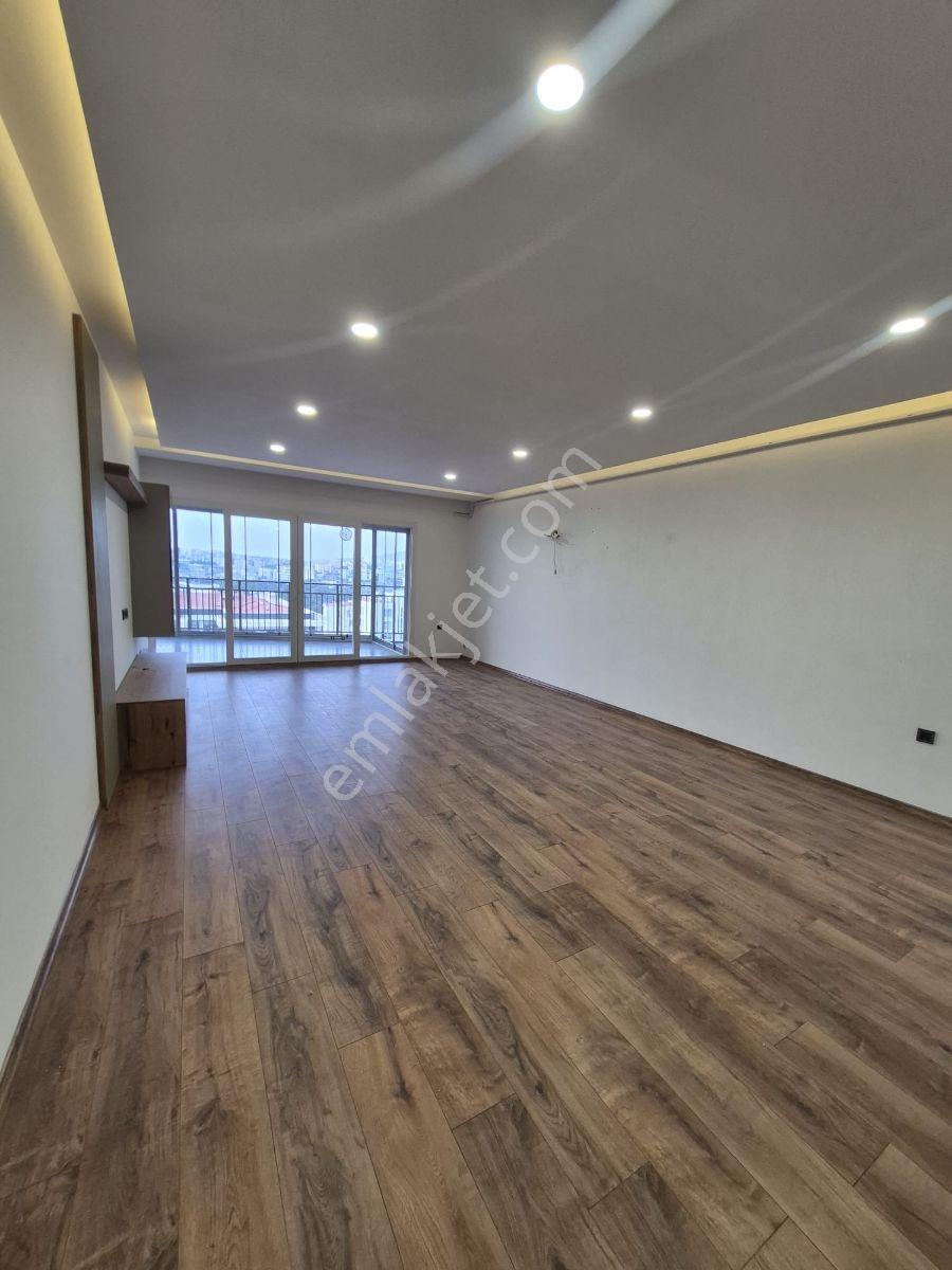Elit Sıte İçerisinde 3+1 165 M2 Deniz Manzaralı Satlık Daire
