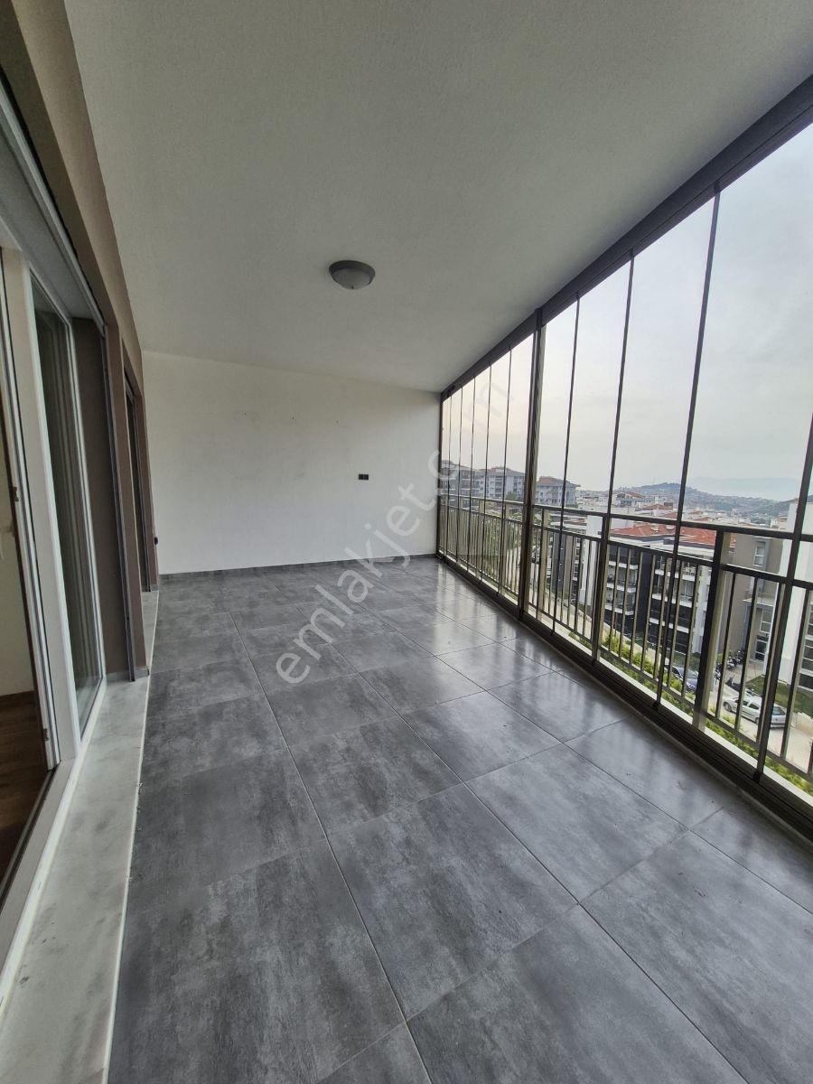 Elit Sıte İçerisinde 3+1 165 M2 Deniz Manzaralı Satlık Daire - Görsel 12