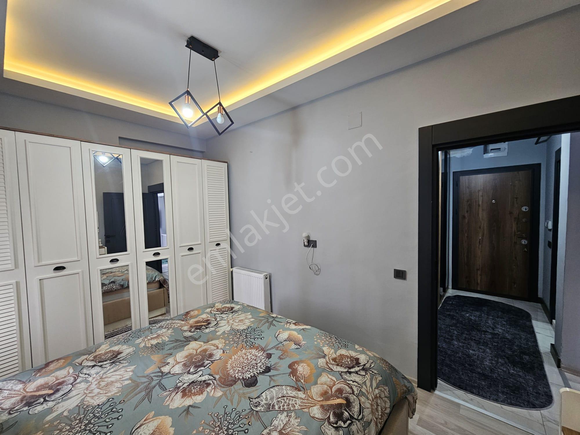 Karınca'dan Deniz Mh'de Eşyalı Havuzlu Site İçi 2+1 Satılık - Görsel 2