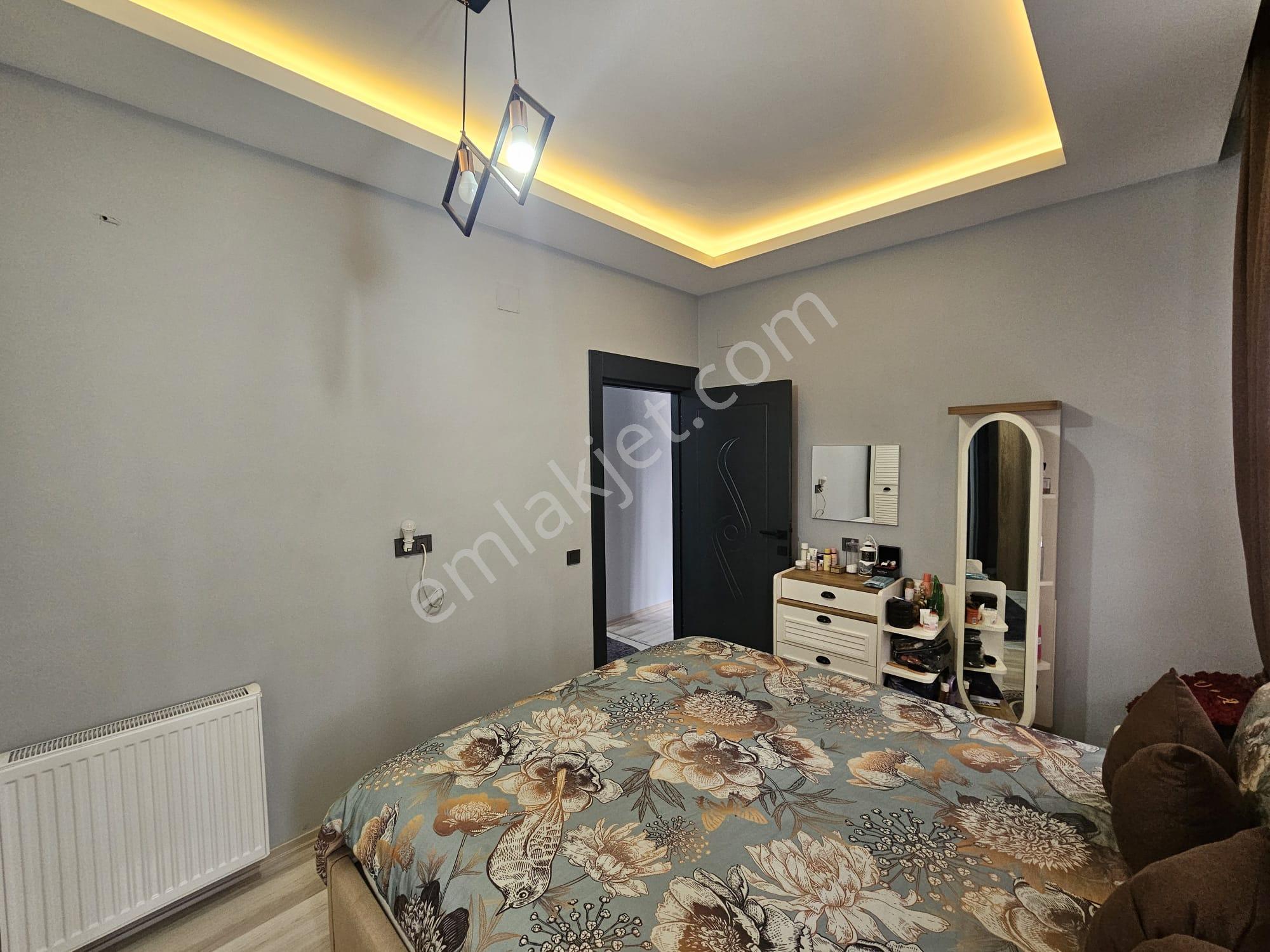 Karınca'dan Deniz Mh'de Eşyalı Havuzlu Site İçi 2+1 Satılık - Görsel 8