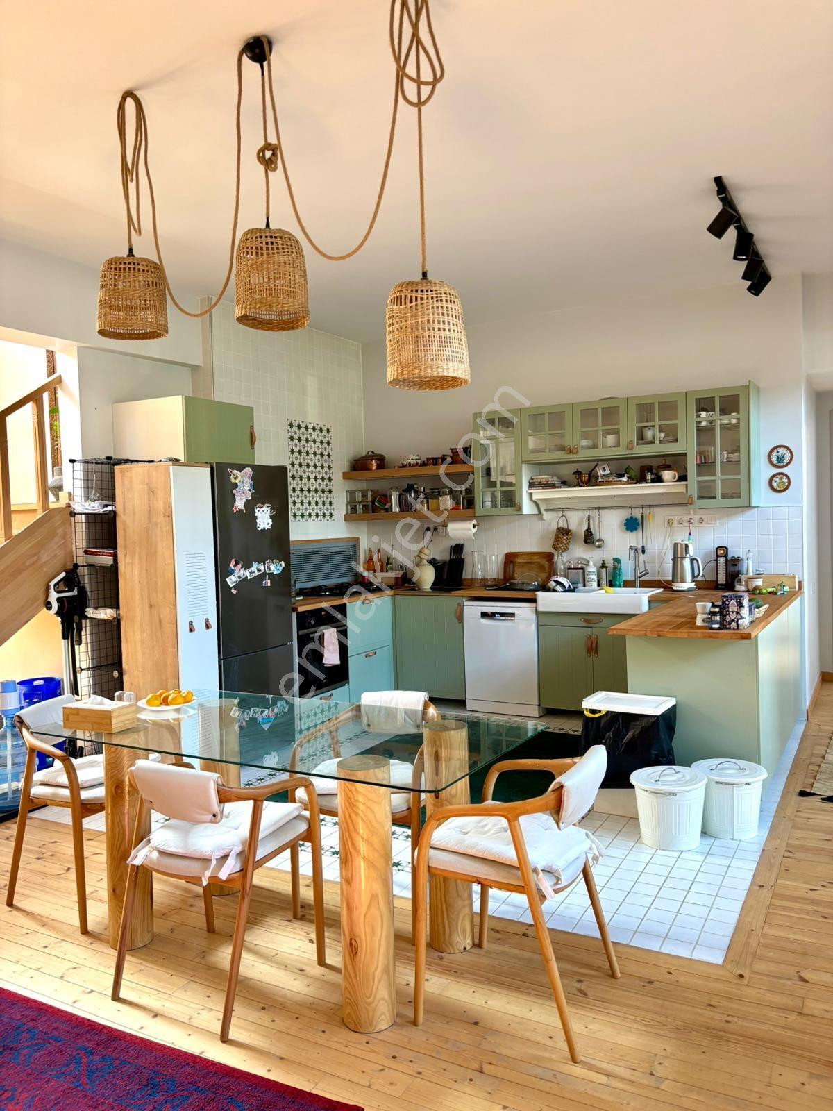 Şehirden Uzak, Doğa İçinde Aktoprak Köyünde Satılık 6+2 Villa - Görsel 15