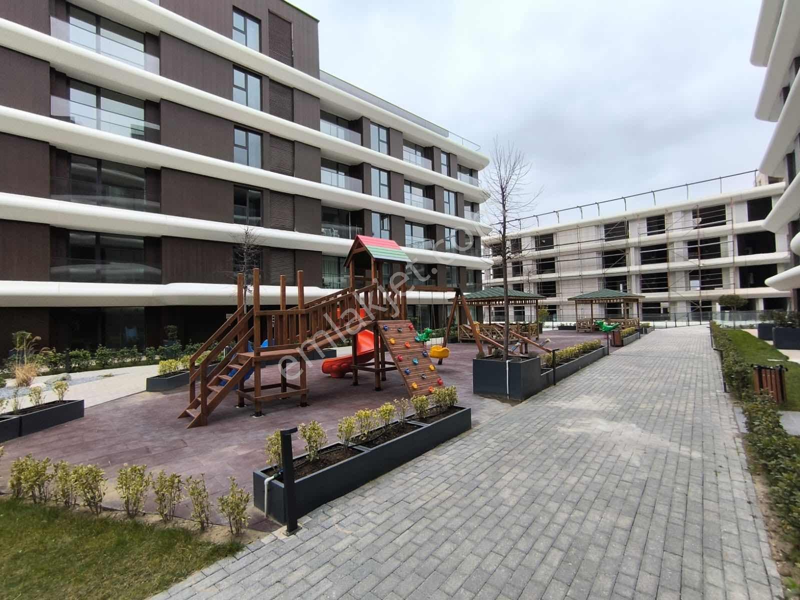 Kadıköy Özden Mahallesi Elegantpark Sitesinde Kiralık 2+1 Daire - Görsel 10