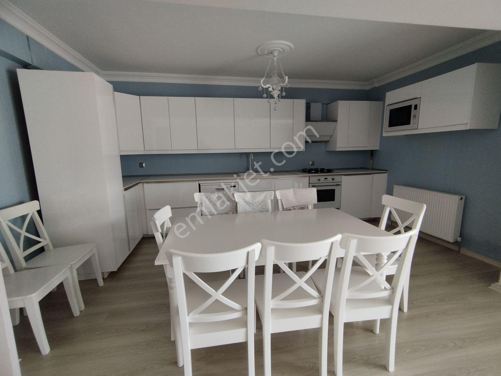 Yalova Merkez Havuzlu Site İçerisinde 5+2 İkiz Villa - Görsel 16