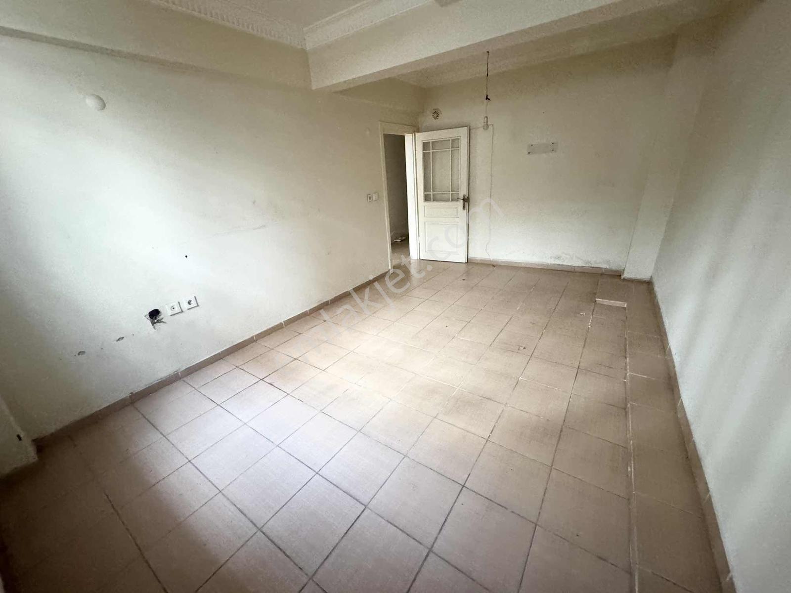 Yoldaş İnş Takasa Açık Satılık 3+1 115 M2 Krediye Uygun Daire - Görsel 22