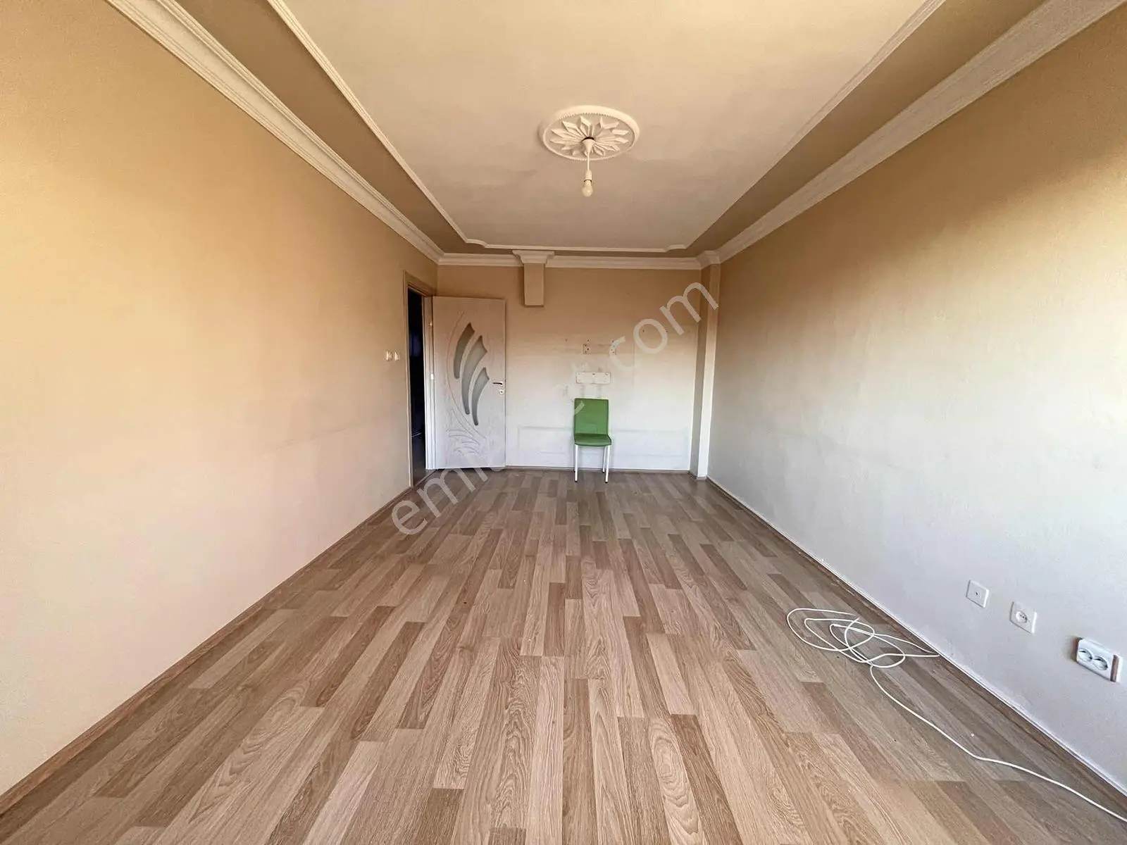 Masrafsız 2+1 Ara Katta Uygun Fiyatlı Satılık Daire
