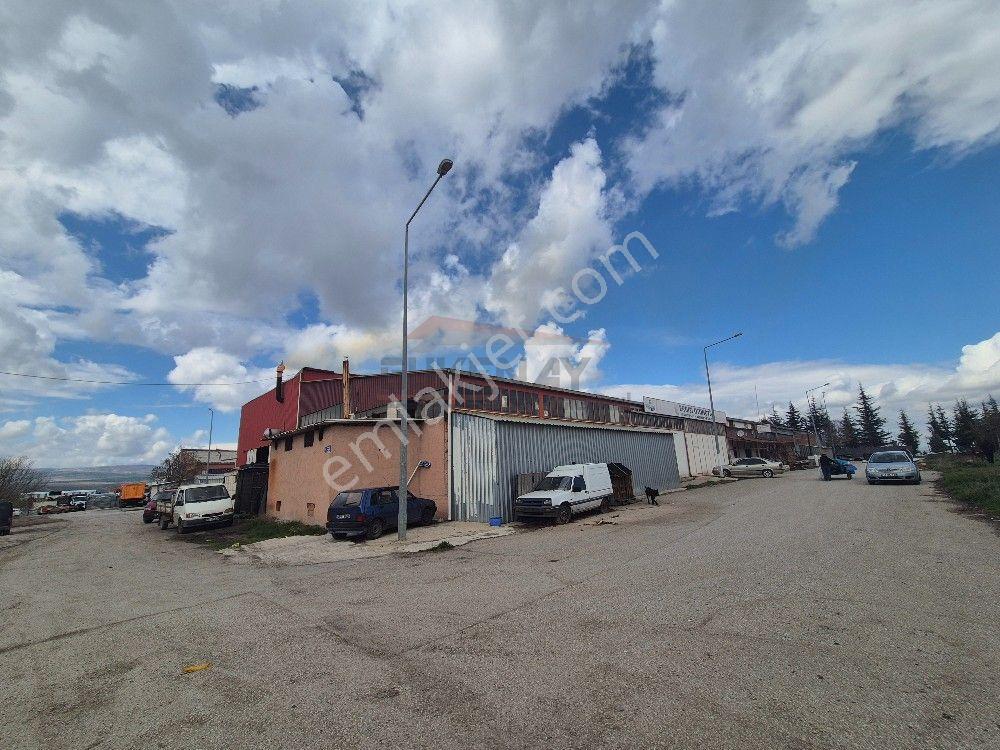 Güvenay - Çorum Mimarsinan Mahallesi Küçük Sanayi Sitesi Kiralık Dükkan