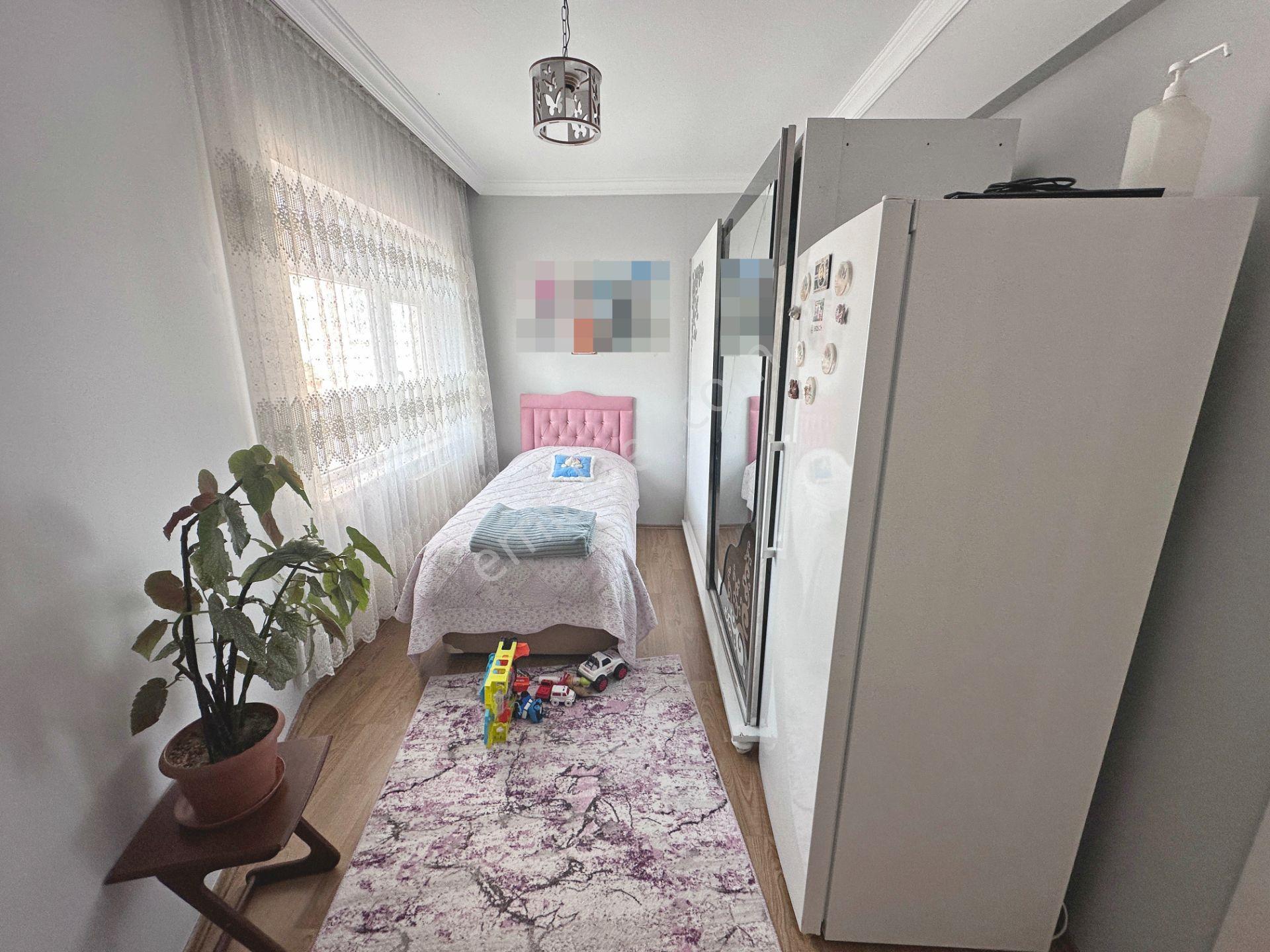 Abidinpaşa Mahallesinde Ara Katta Full Yapılı 3+1 Satılık Daire - Görsel 18
