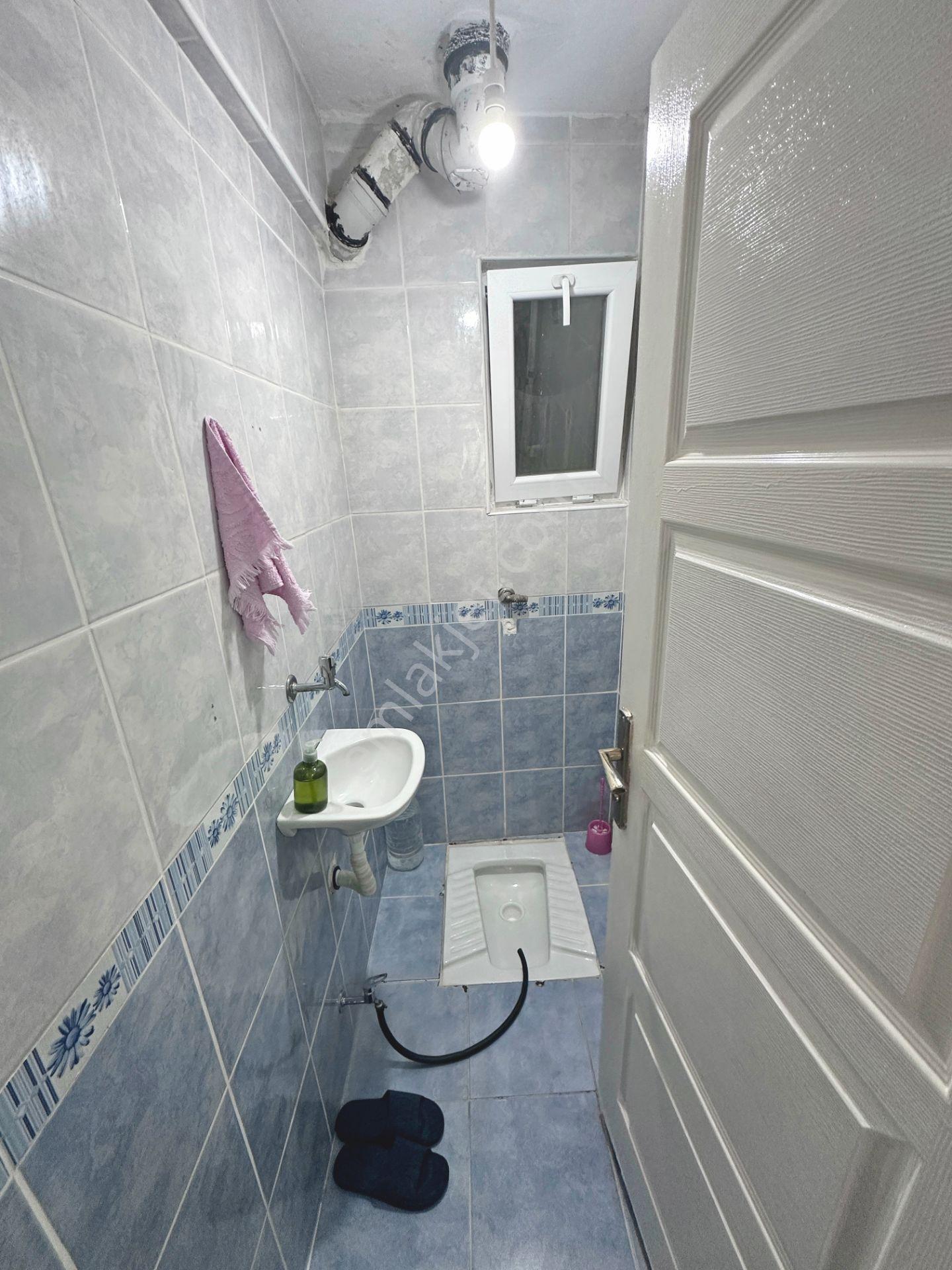 Abidinpaşa Mahallesinde Ara Katta Full Yapılı 3+1 Satılık Daire - Görsel 25
