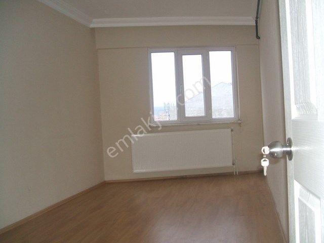 Öz Elit Emlak'tan Muradiye Cadde Üzeri Kiralık Dubleks 20.000 Tl. - Görsel 5