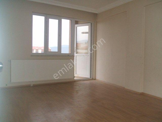 Öz Elit Emlak'tan Muradiye Cadde Üzeri Kiralık Dubleks 20.000 Tl. - Görsel 4