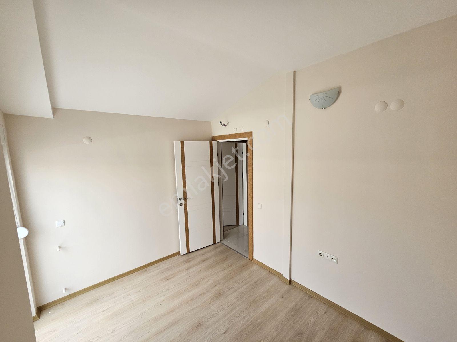 Konyaaltı Altınkum Merkezi Lokasyon Üç Cepheli 3+1 Yeni Dublex - Görsel 16