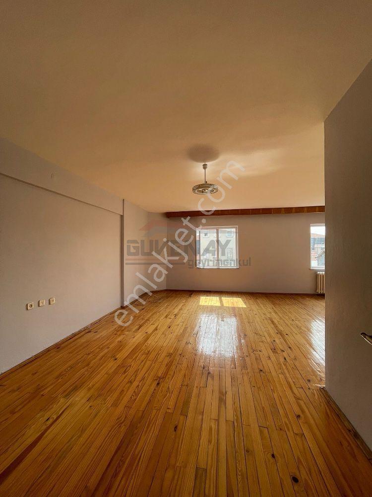 Güvenay - Çorum Ulukavak Mah. Dr.ilhan Gürel Caddesi Üzeri 3+1 Kiralık Daire - Görsel 9