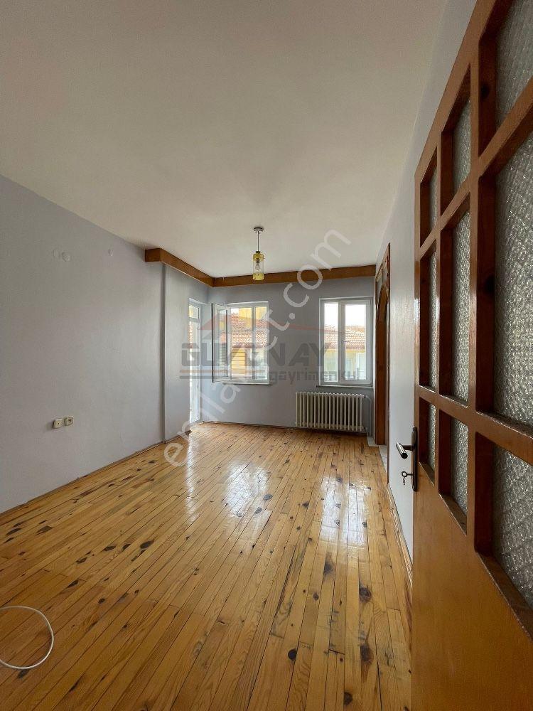 Güvenay - Çorum Ulukavak Mah. Dr.ilhan Gürel Caddesi Üzeri 3+1 Kiralık Daire - Görsel 12