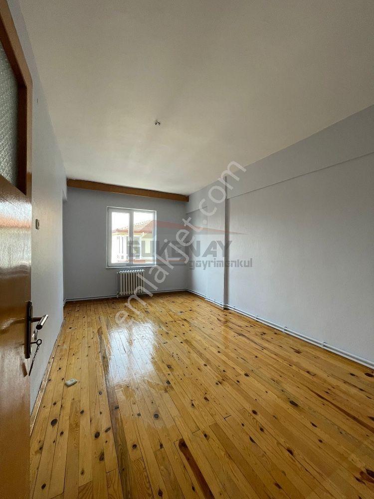 Güvenay - Çorum Ulukavak Mah. Dr.ilhan Gürel Caddesi Üzeri 3+1 Kiralık Daire - Görsel 16
