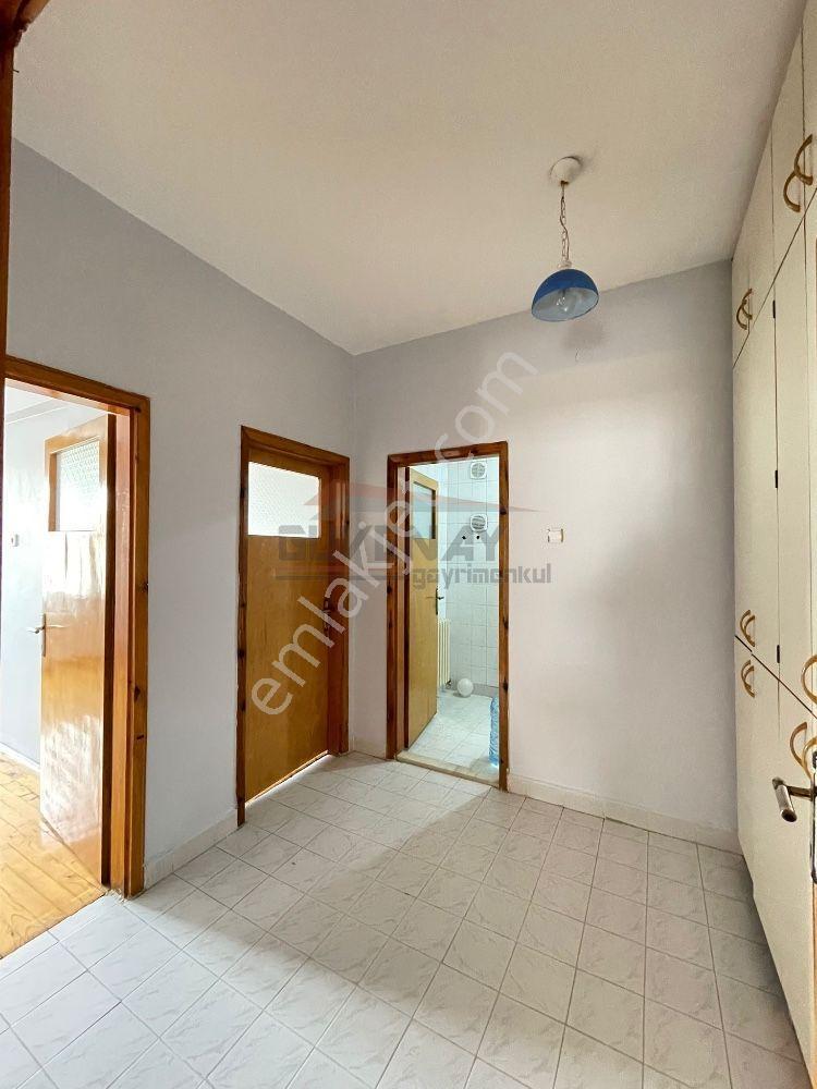 Güvenay - Çorum Ulukavak Mah. Dr.ilhan Gürel Caddesi Üzeri 3+1 Kiralık Daire - Görsel 15