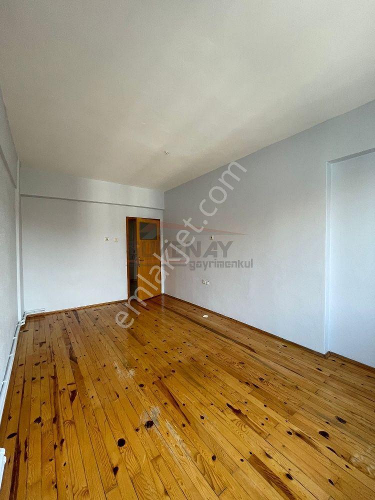 Güvenay - Çorum Ulukavak Mah. Dr.ilhan Gürel Caddesi Üzeri 3+1 Kiralık Daire - Görsel 18