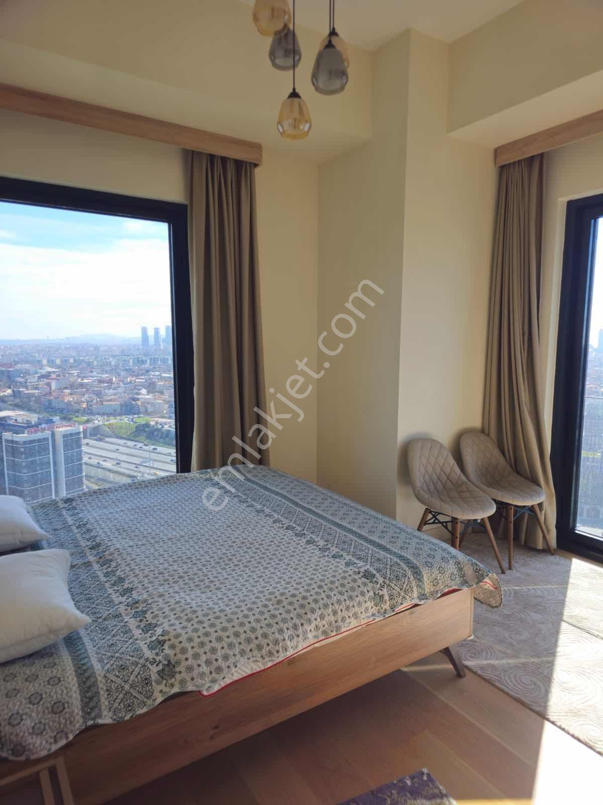 Nurol Life Yüksek Kat Stad Cephe Boş 2 + 1 Daire - Görsel 4