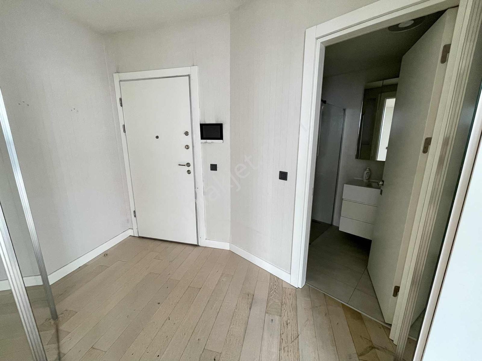 Skyland Vadistanbul Yüksek Kat Pizza Dilim Kiralık 1+1 Manzaralı - Görsel 53