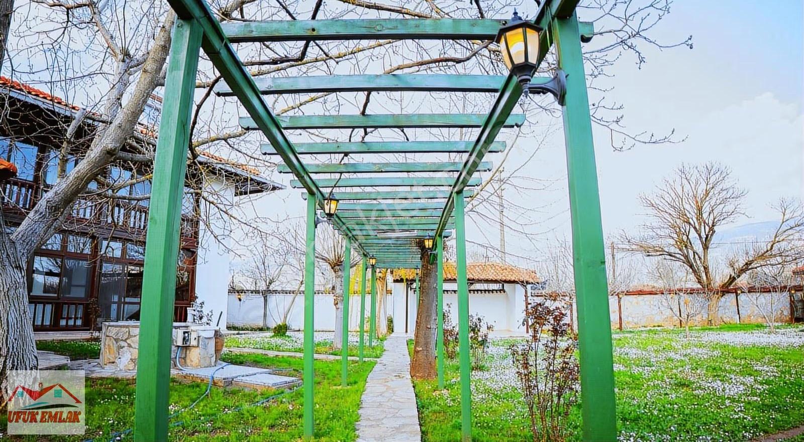 Karabağlar'da Butik Otel / Villa Projesine Uygun Taş Malikâne - Görsel 45
