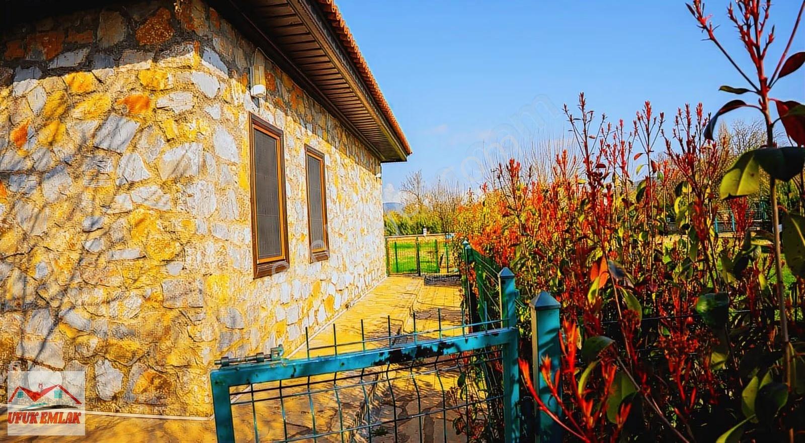 Karabağlar'da Butik Otel / Villa Projesine Uygun Taş Malikâne - Görsel 14