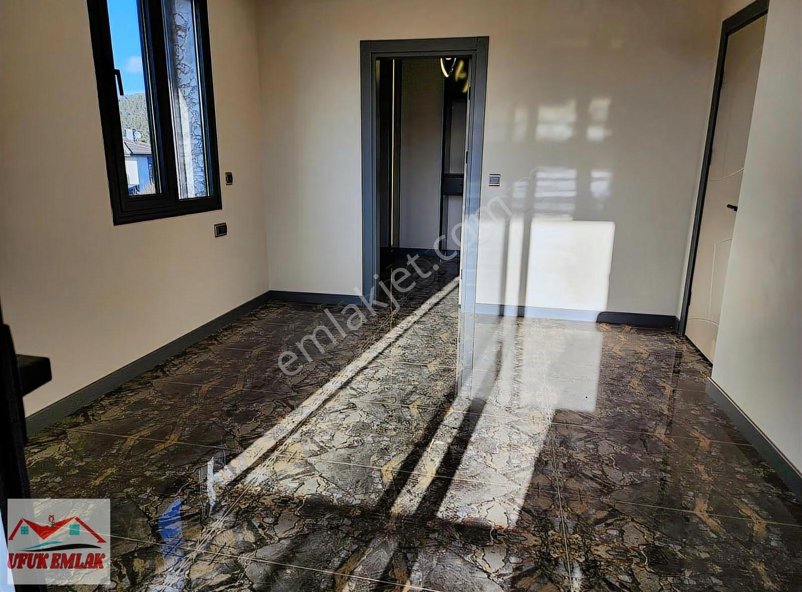 Hemen Taşınmaya Hazır | Köşe Parsel | 5+1 Lüks Müstakil Villa - Görsel 36