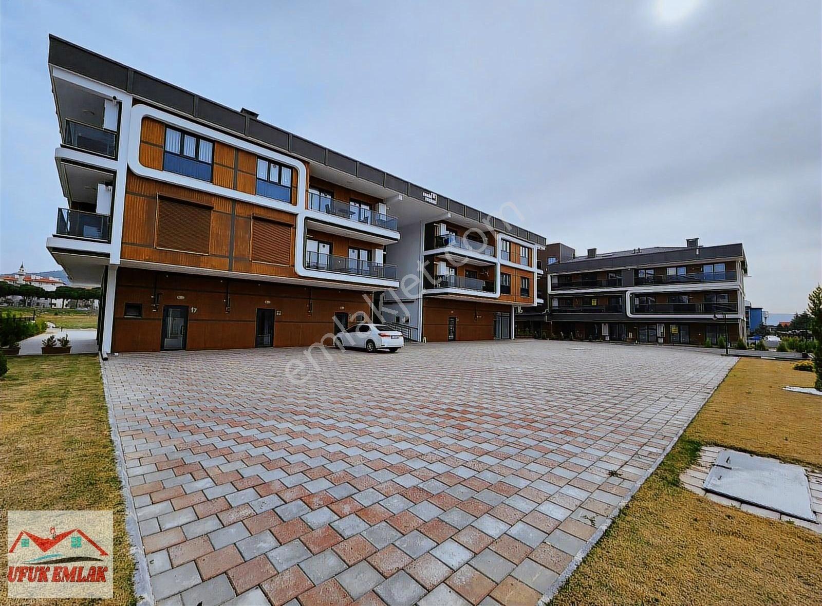 Prestejli Konumda, Restoran Uyumlu, Lüks Ticari Kiralık Dükkan - Görsel 4