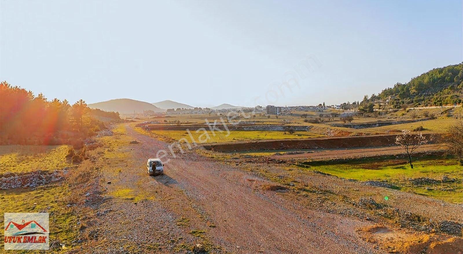 Muğla Menteşe Akçaova'da 4 Katlı İmarlı Köşe Parsel, Yatırımlık - Görsel 3