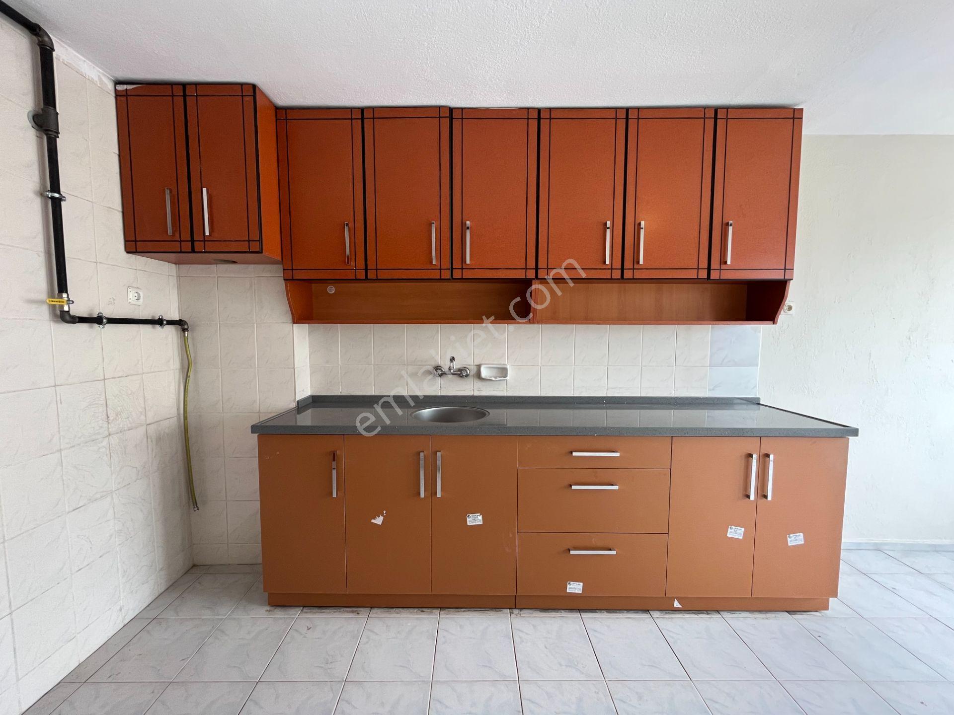 Naldöken İzban Yakını Deniz Manzaralı Ve Doğalgazlı 3+1 Kiralık Daire - Görsel 5