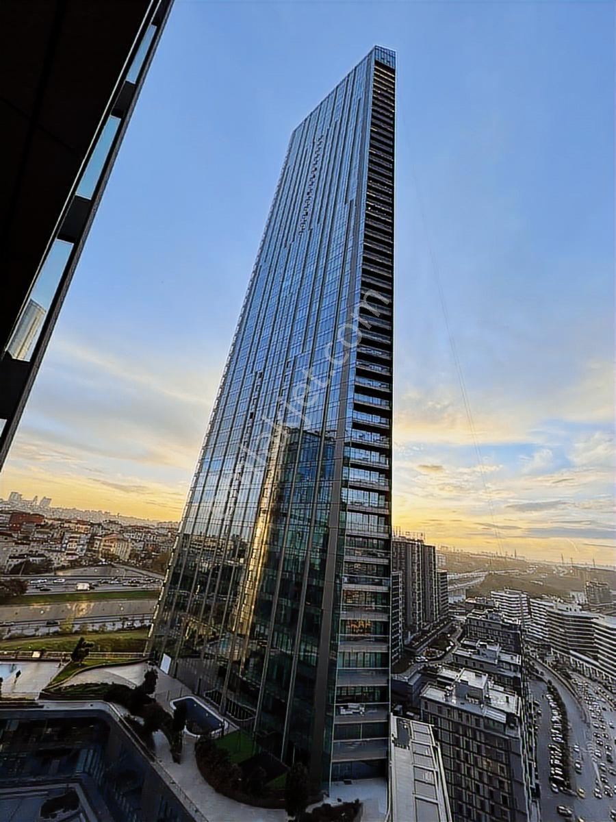 Skyland 4+1 Satılık Lüks Rezidans - Vadistanbul - Görsel 8