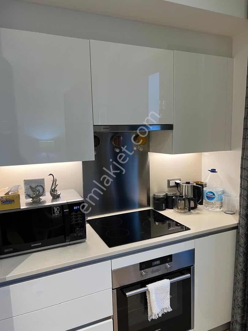 Nurol Life Yüksek Kat Eşyalı Satılık 2 + 1 Daire - Görsel 7
