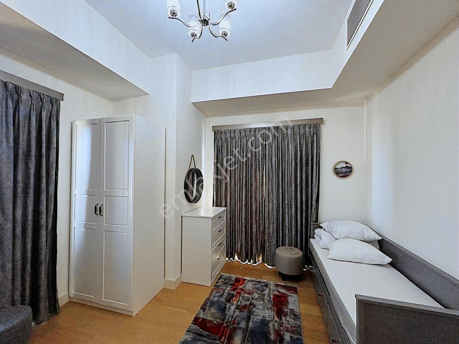 Nurol Life Yüksek Kat Eşyalı Satılık 2 + 1 Daire - Görsel 2
