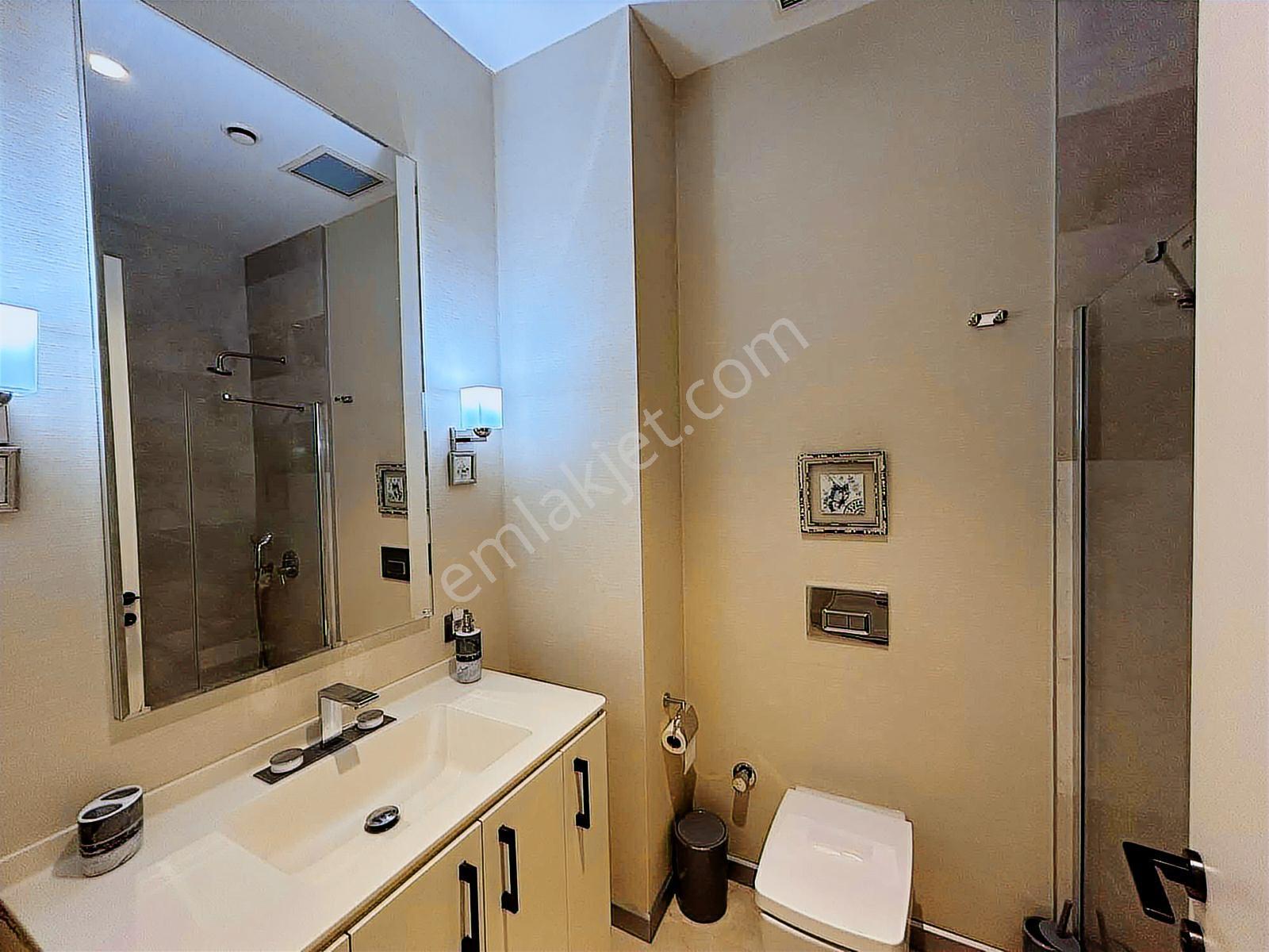 Nurol Life Yüksek Kat Eşyalı Satılık 2 + 1 Daire - Görsel 10