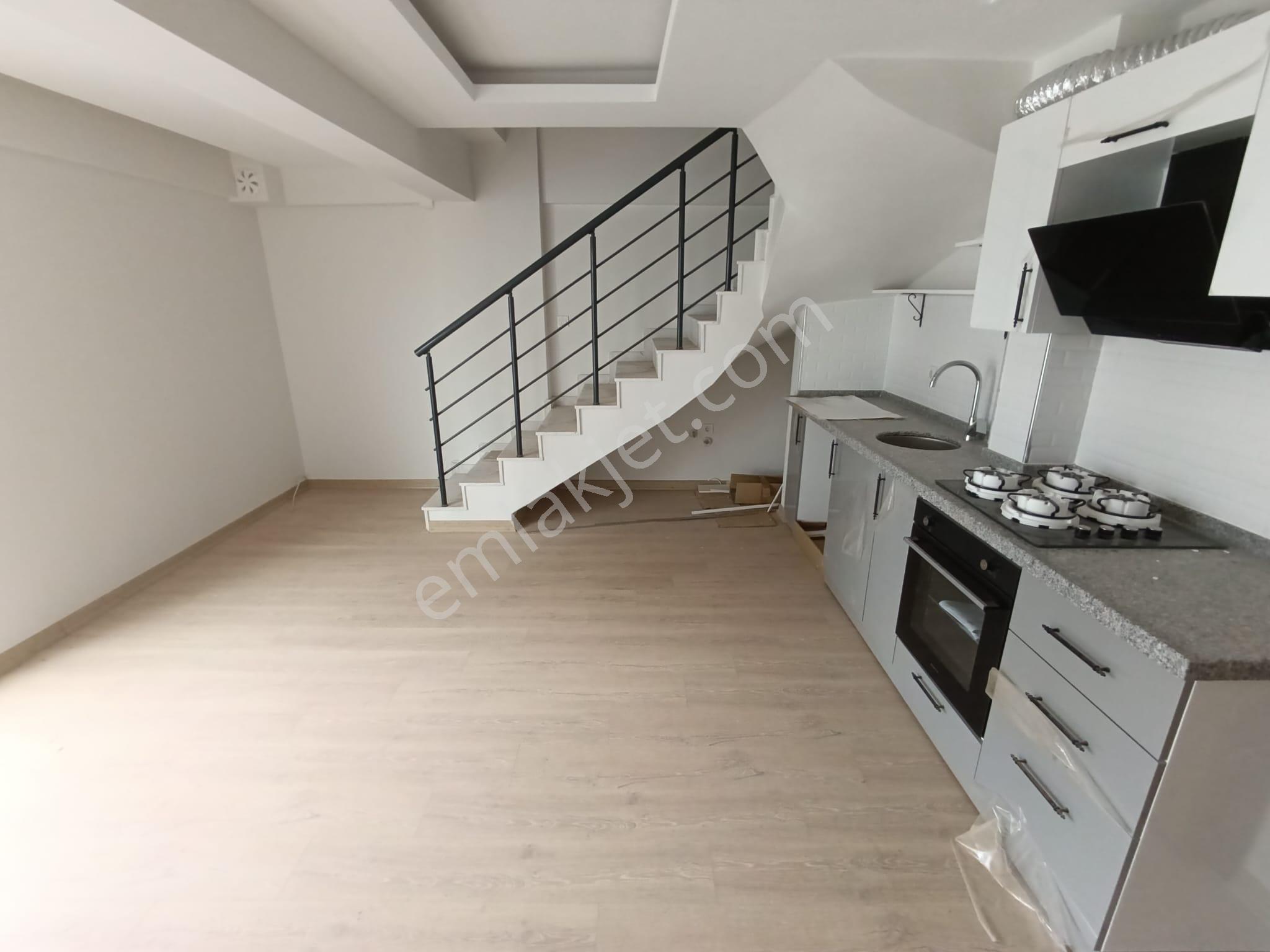 Balıkesir Bandırma Yeni Mahalle Satılık 1+1 Dubleks Daire Yatırımlık - Görsel 3