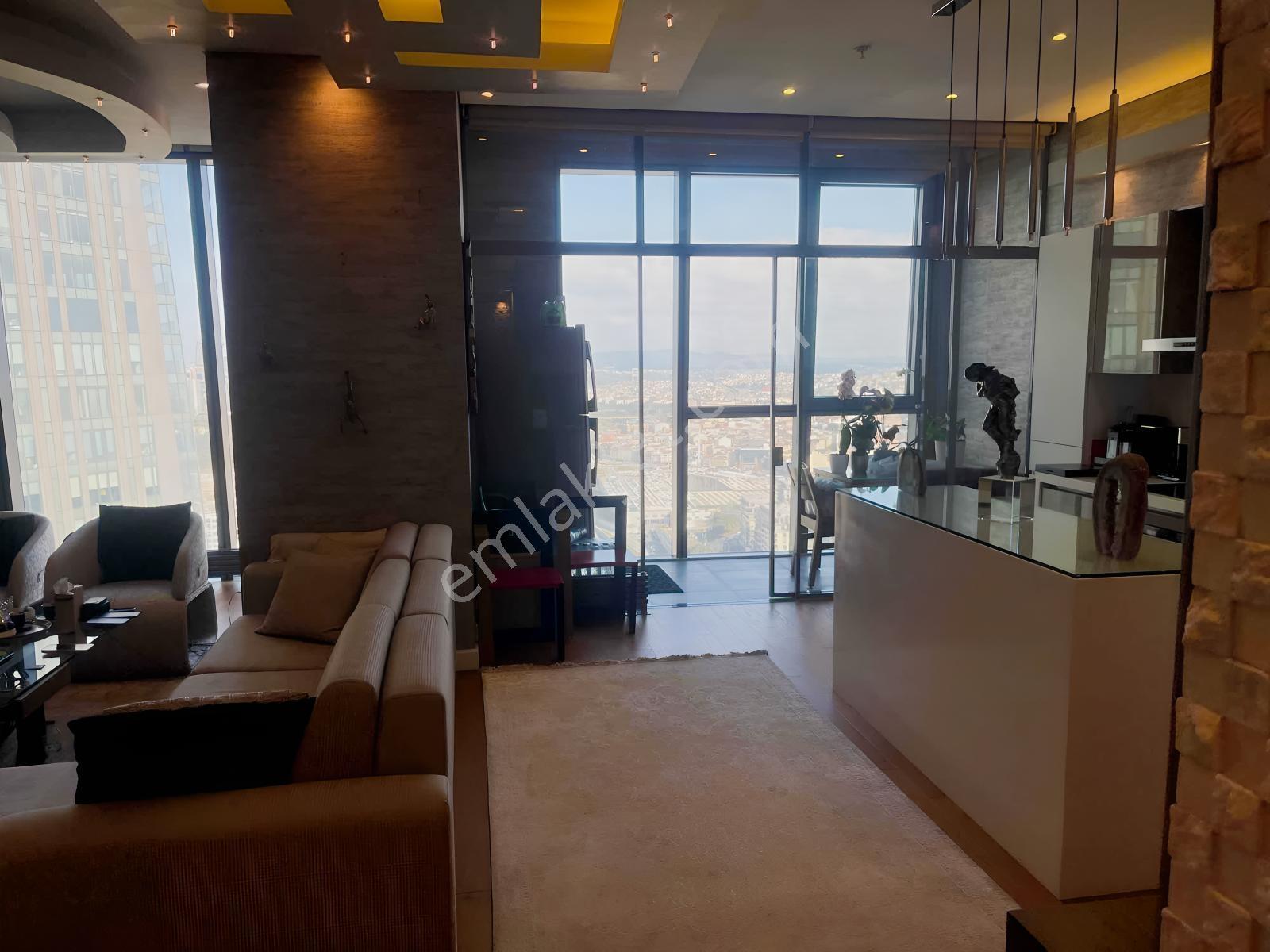 Vadistanbul Skyland Yüksek Kat Özel Tasarım Jakuzi 2+1 Geniş Tip - Görsel 12