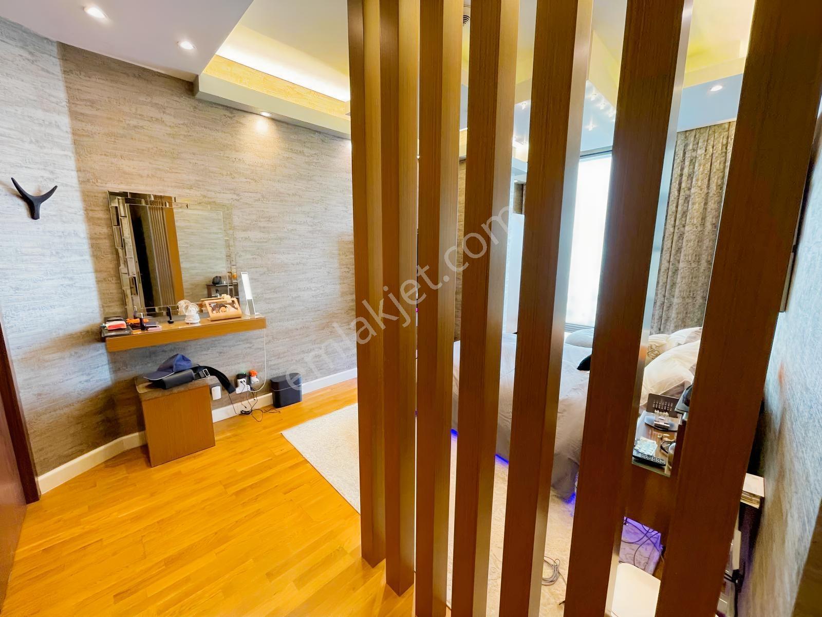 Vadistanbul Skyland Yüksek Kat Özel Tasarım Jakuzi 2+1 Geniş Tip - Görsel 42