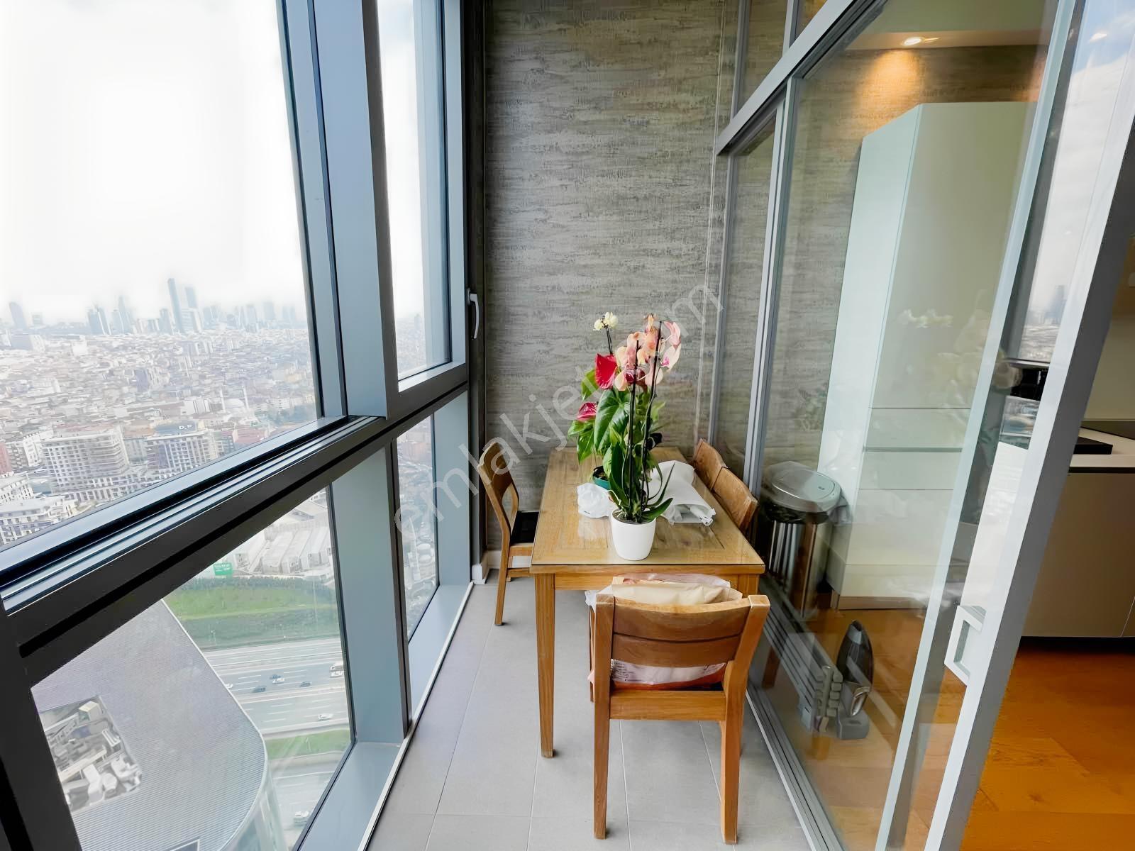 Vadistanbul Skyland Yüksek Kat Özel Tasarım Jakuzi 2+1 Geniş Tip - Görsel 46